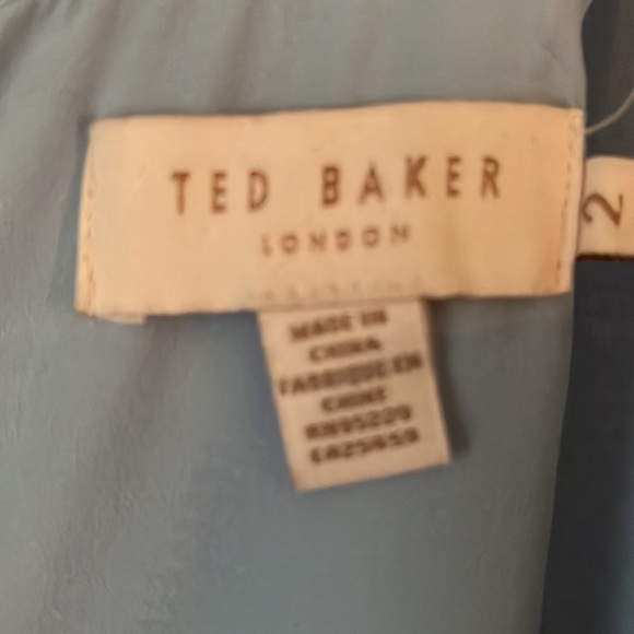 Ted Baker London Lace Detail Dress. Ted 2, US 4-6 - Picture 5 of 5